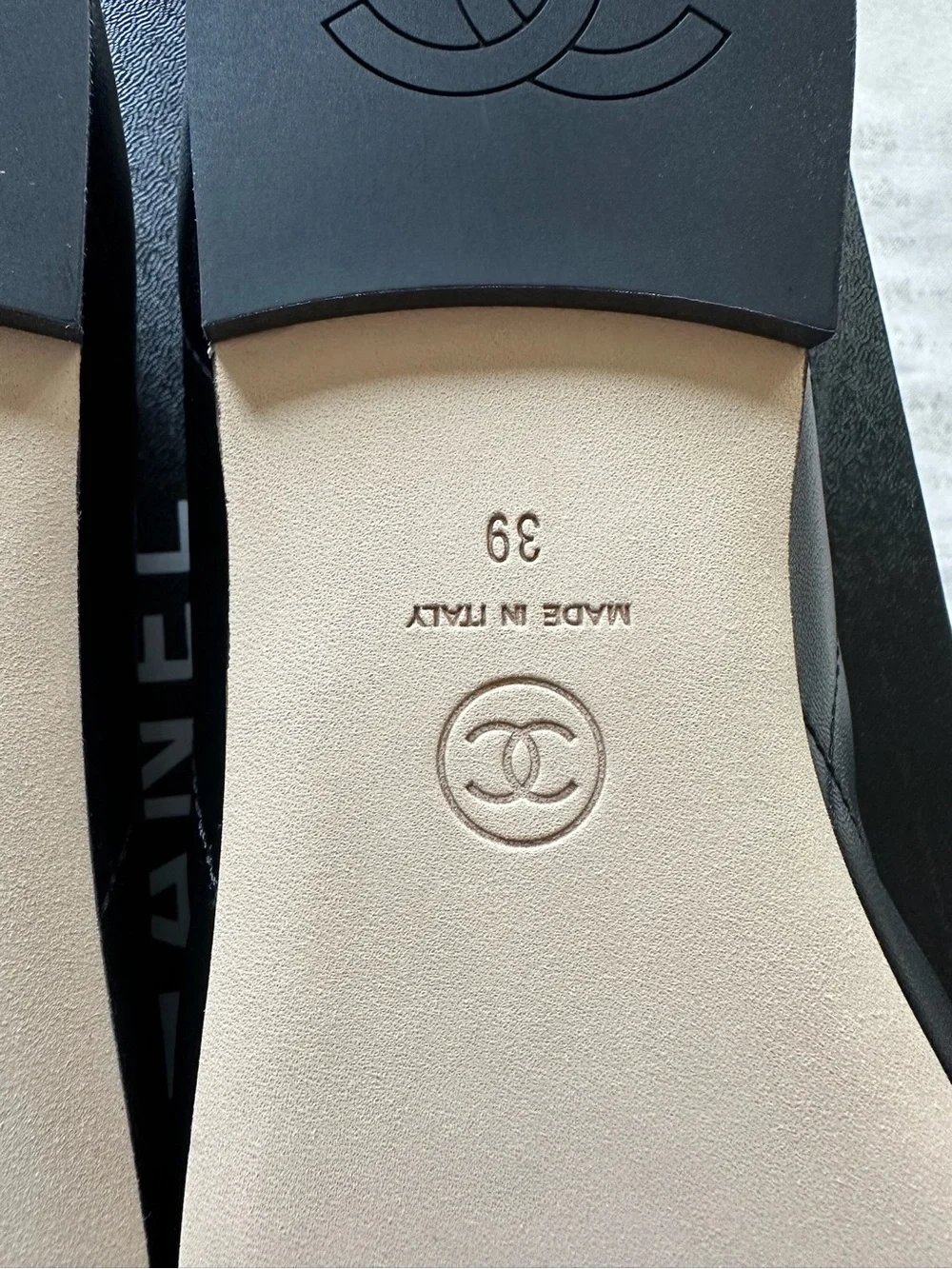 CHANEL 26M Coco Beach Cambon Quilted Leather Ballet Flats black size 39